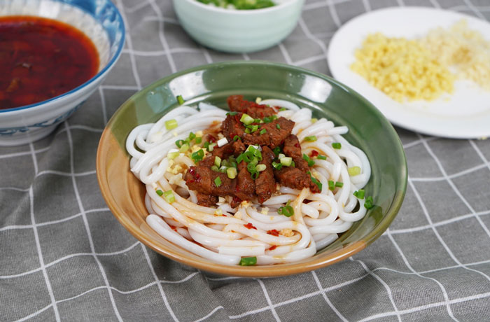 山亭肉臊子粉培训